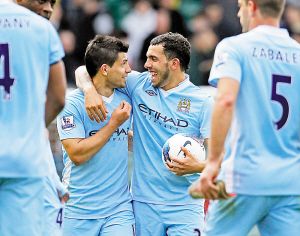 功地吸引了 功地吸引了